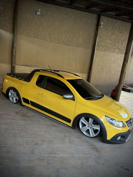 Saveiro cross