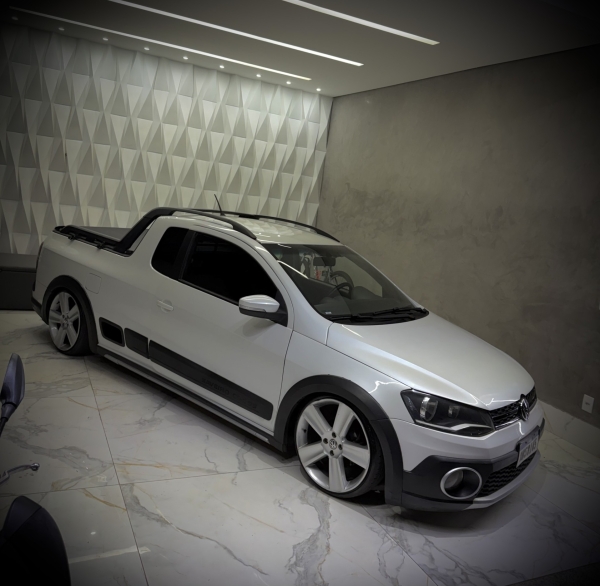 2 edição Saveiro branca 